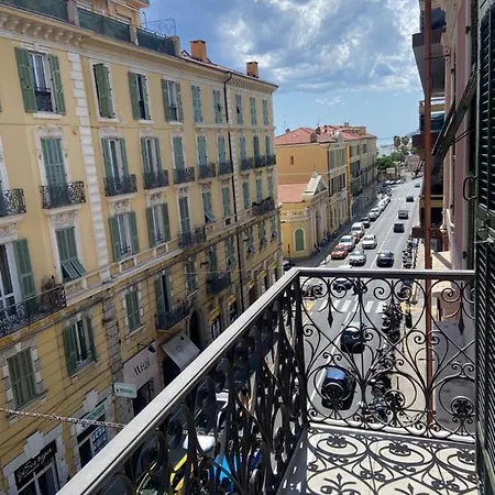 Apartamento Casa In Centro Sanremo